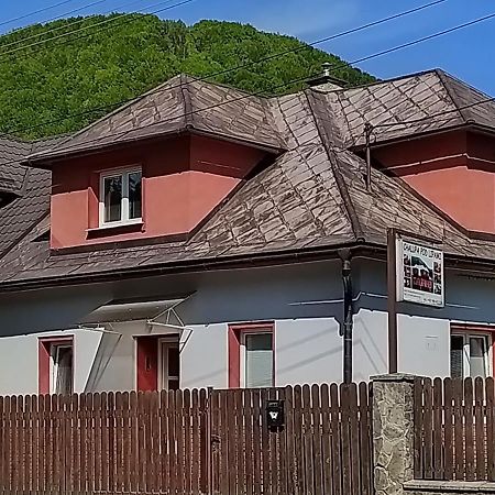 Chalupa Pod Lipami Terchova Bagian luar foto